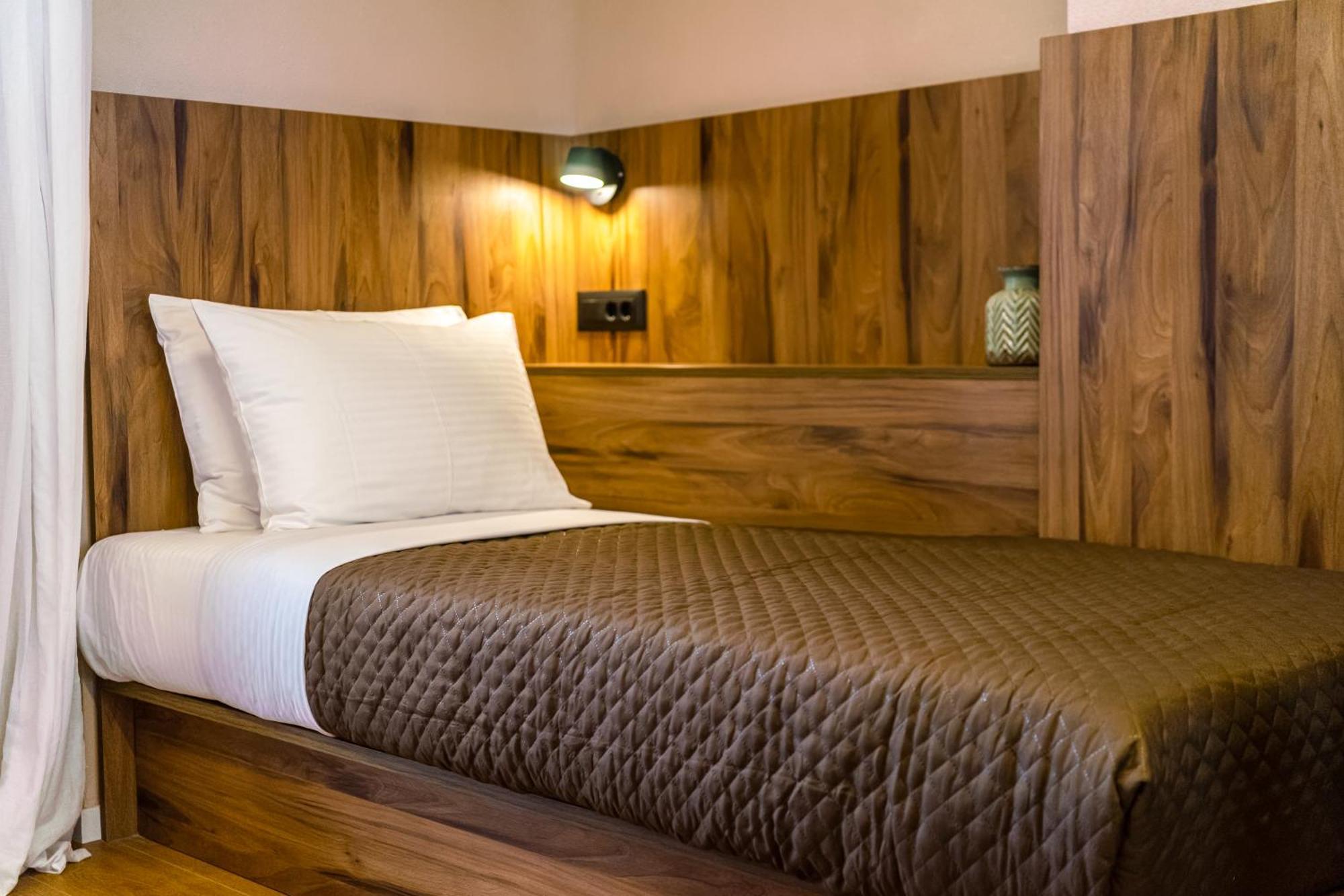 The Dorians Aparthotel Атина Екстериор снимка